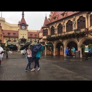 Meet your Posher, Melissa